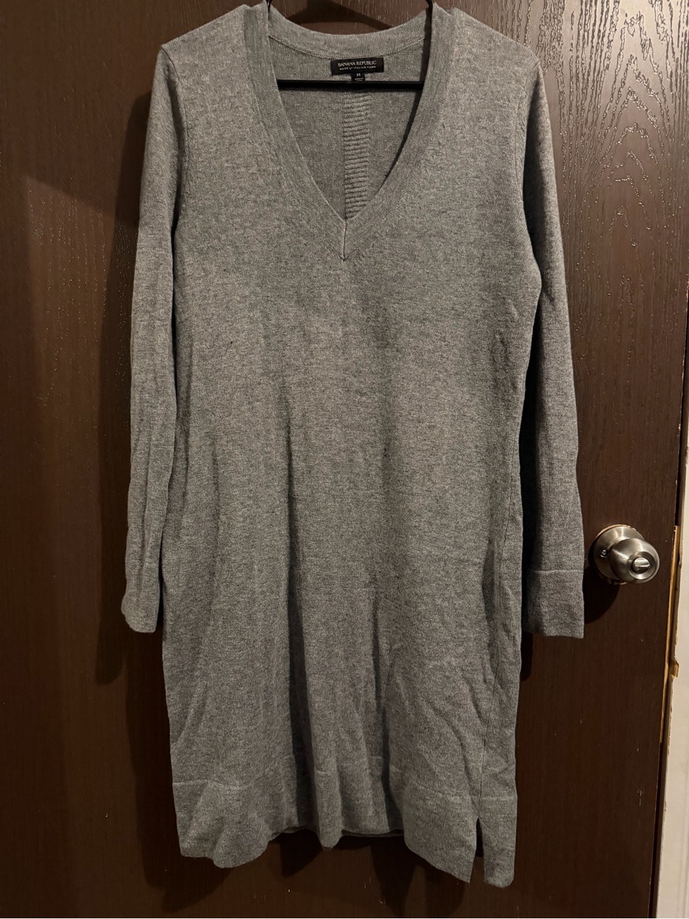 Banana Republic Gray V-Neck Long Sleeve Sweater Dress Size M